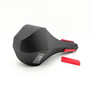 Sourdine droite M2 pour trompette – vue détaillée des patins en caoutchouc interchangeables pour un maintien sûr dans le pavillon.