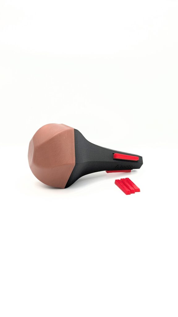 Trumpet mute Copper Straight M1 - detailed view of the replaceable rubber pads for a secure hold in the bell