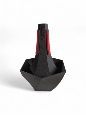 A-Mute Cup-Dämpfer für Piccolotrompete – Frontansicht mit kompaktem Design und roten Gummipads