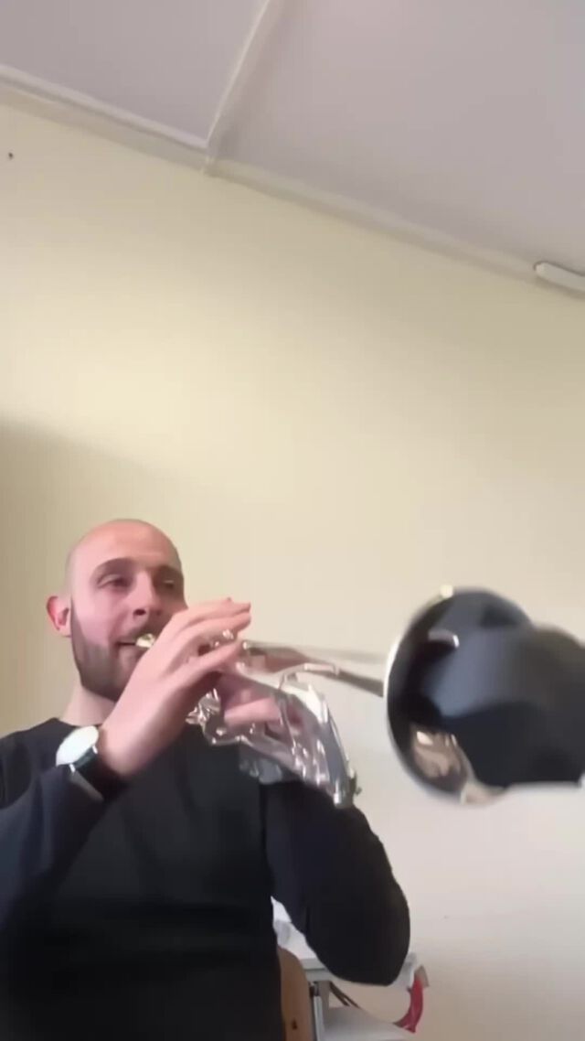 🎺Gregorio Mangano mit seinem neuen Straight M.2 Trompetendämpfer – der Sound spricht für sich! ✨🎺
