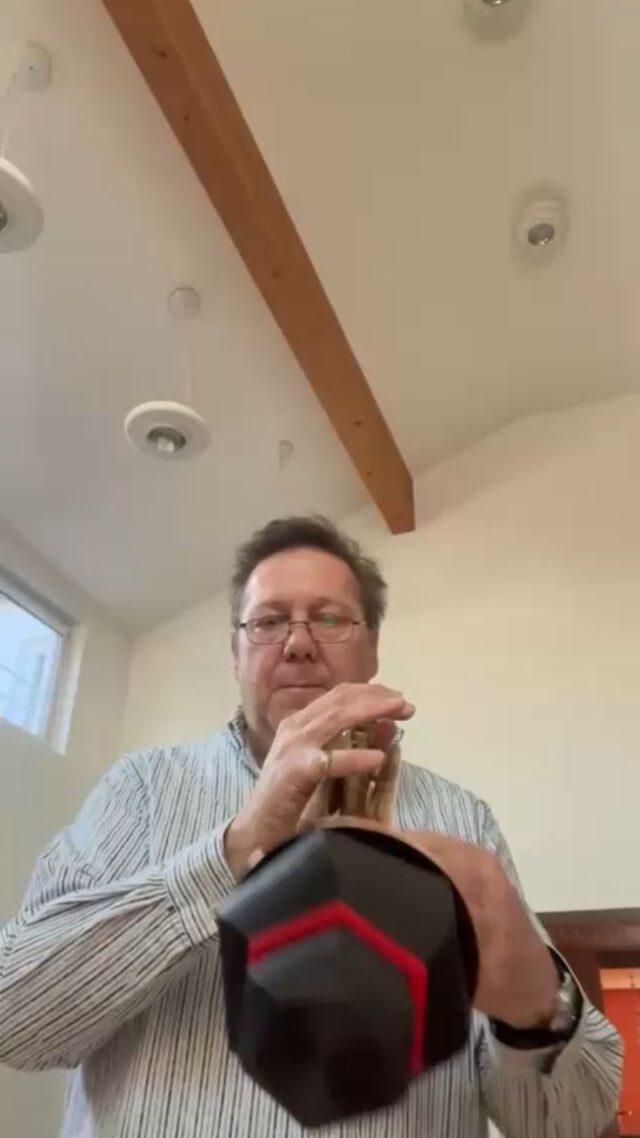 Cup Mute A-MUTE en action 🎺Merci à Carsten Gronwald pour ses excellents commentaires !#a_mute #trumpetplayer #trumpet #trumpetlife #trumpetmute